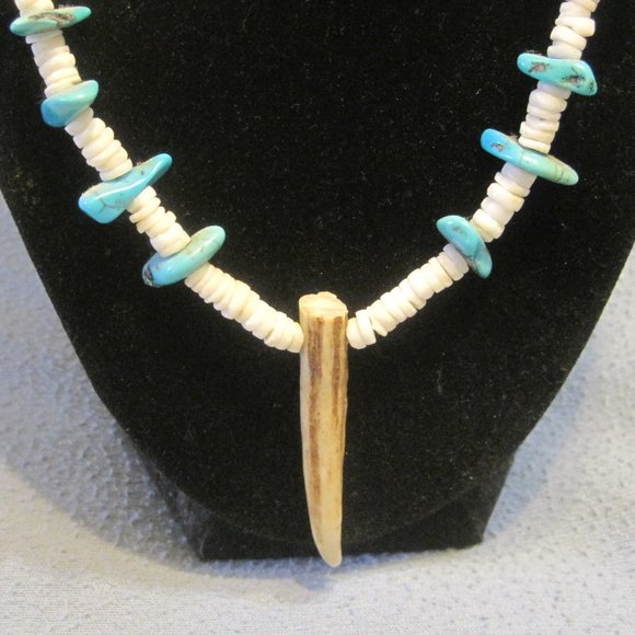 Vintage Native American Tribal Necklace with Antler - Picture 2 of 4